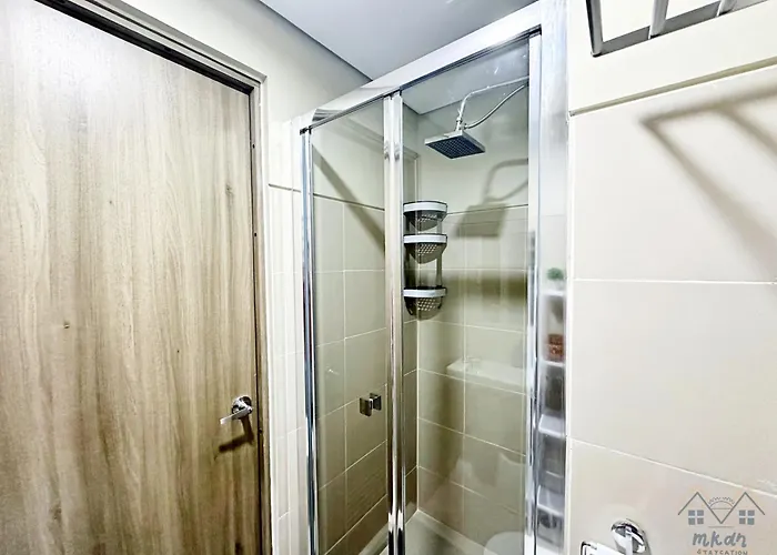 Cozy Vibrant Staycation Netflix Wifi Mandaluyong