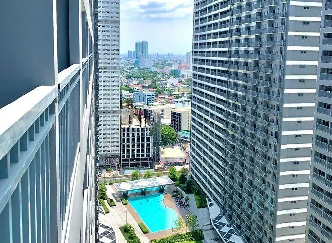 Cozy Vibrant Staycation Netflix Wifi Mandaluyong